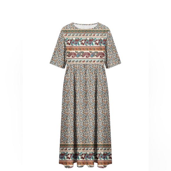 Dresses & Skirts - NWT Boho Tshirt Dress